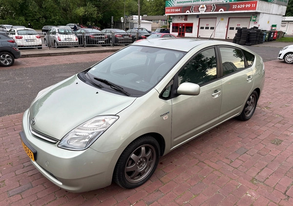 Toyota Prius cena 25000 przebieg: 240000, rok produkcji 2007 z Warszawa małe 631